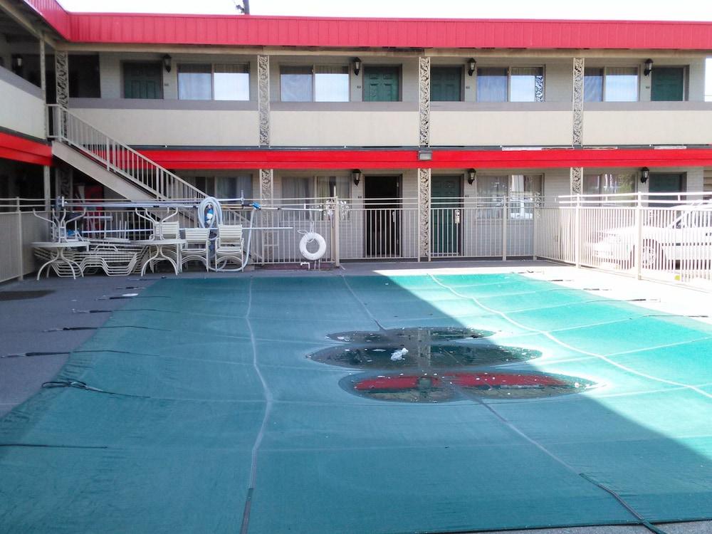 Yakima Valley Inn Exterior photo
