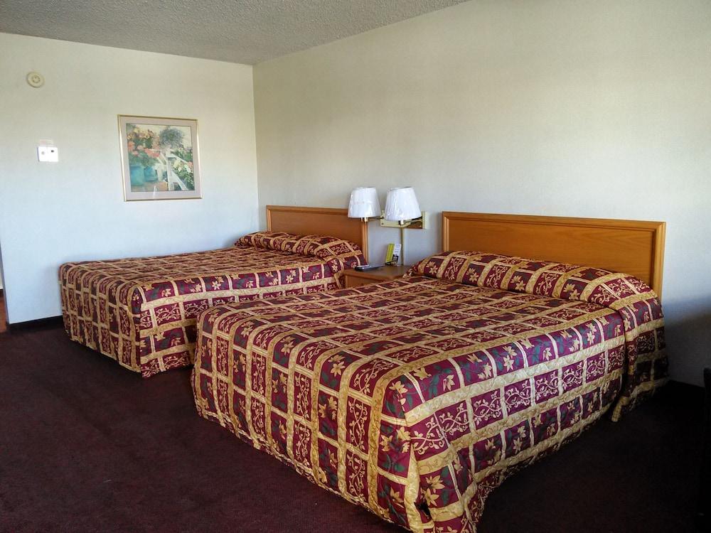 Yakima Valley Inn Exterior photo